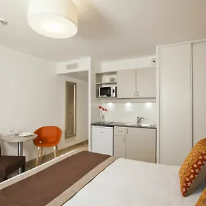 Appart hôtel Résidhome Rosa Parks ***