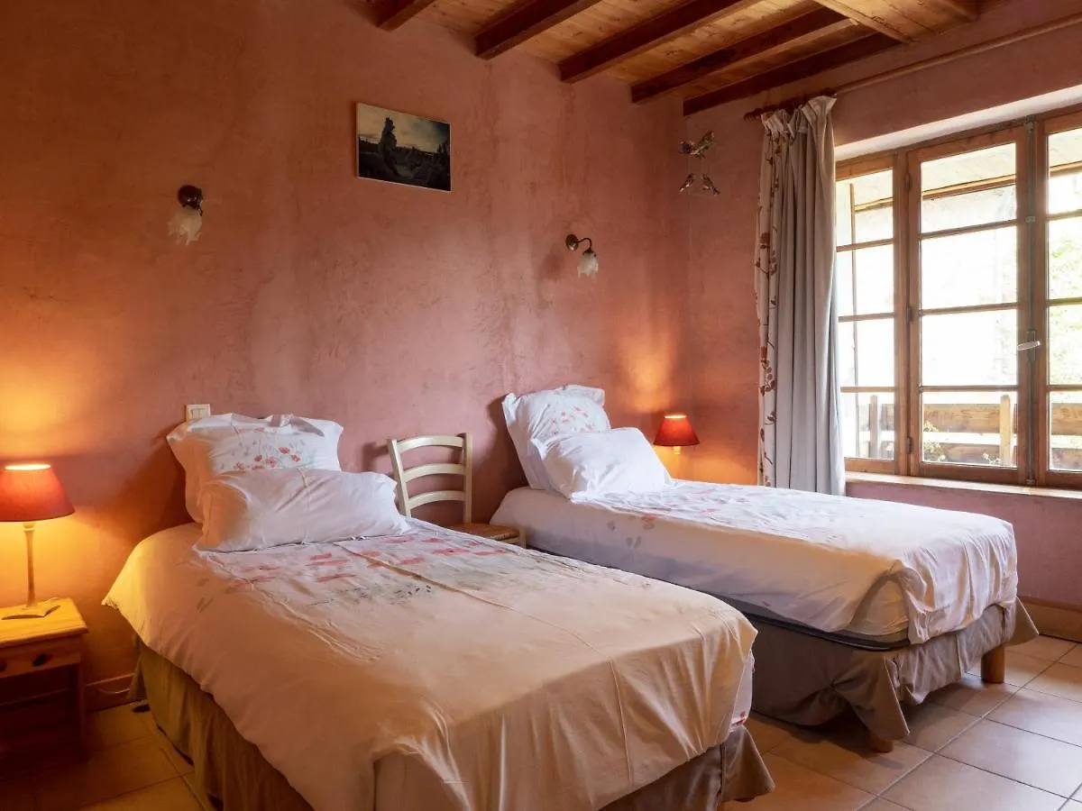 Bed and Breakfast Au Fil des Saisons à Les Cotes de Corps 3*,